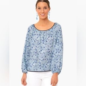 TUCKERNUCK top || medium